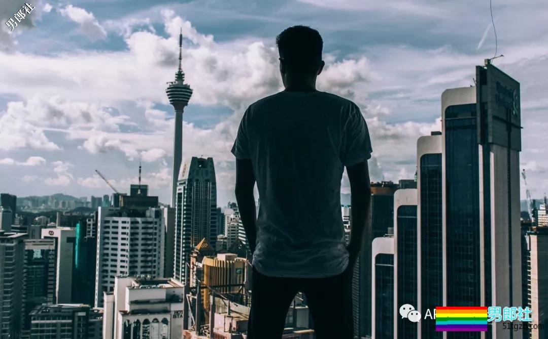 捆绑电击、囚禁强奸、化学阉割、睾丸移植,就为了“治好”同性恋? - 51虹马 捆绑电击、囚禁强奸、化学阉割、睾丸移植,就为了“治好”同性恋? - 51虹马