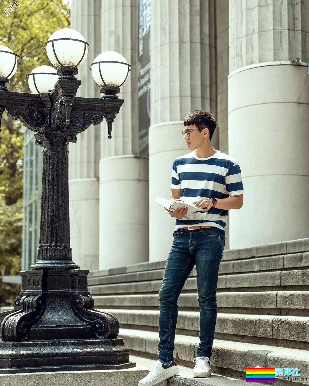 看点∣帅哥集邮摄影师又开始高事情了！小狼狗忠犬各种天菜统统出镜！ - 51虹马