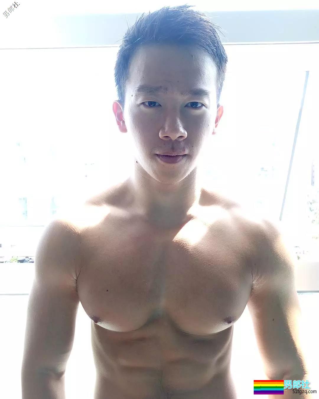 18线野模练出巨胸内裤塞东西,却只能沦为夜店舞男 - 51虹马 18线野模练出巨胸内裤塞东西,却只能沦为夜店舞男 - 51虹马