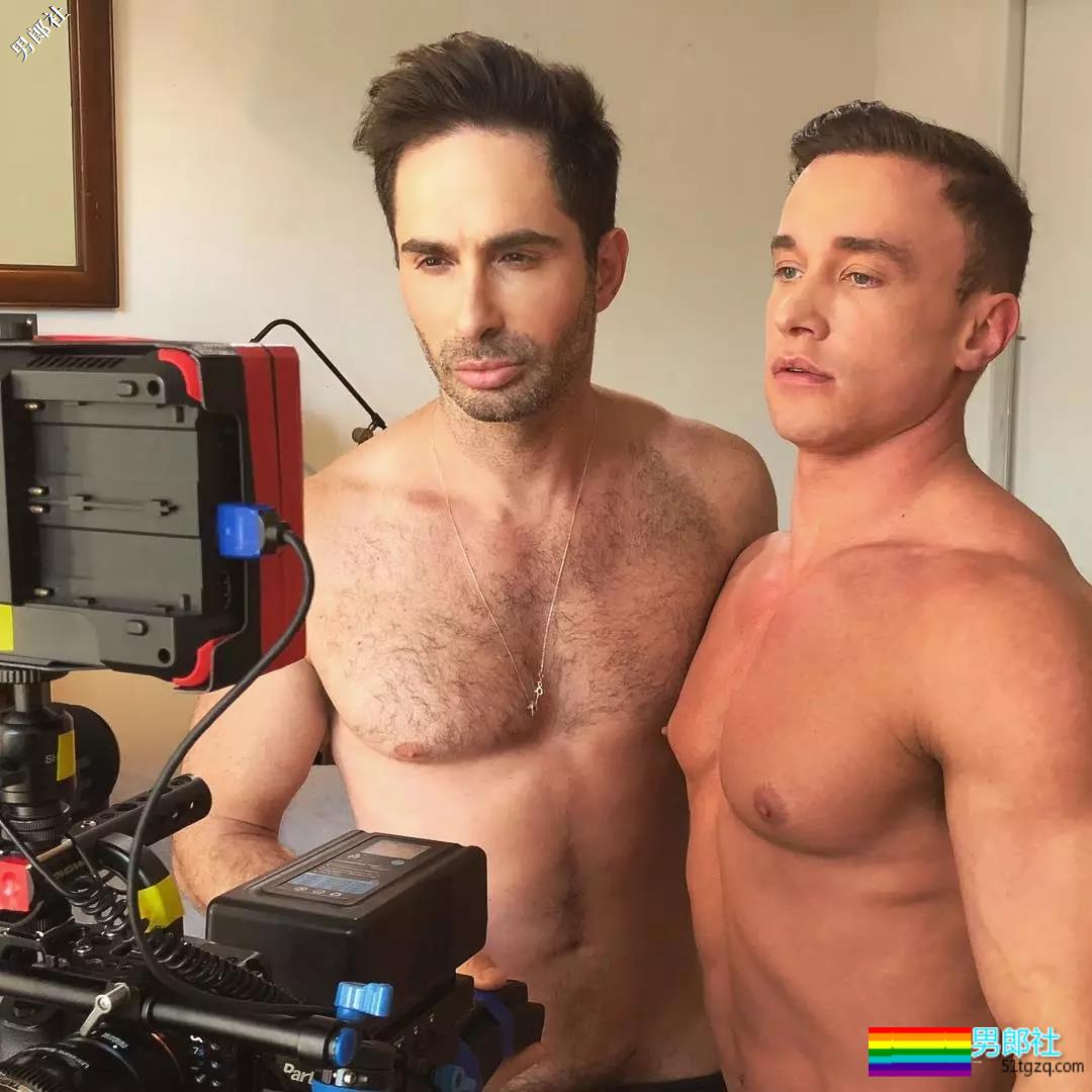 粉丝送GV演员的礼物，王思聪听了都吃惊 - 51虹马