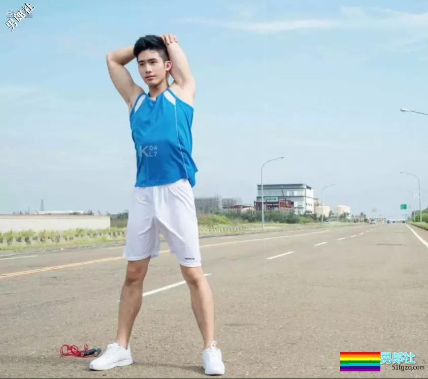 这位男模的X视频你肯定看过 - 51虹马