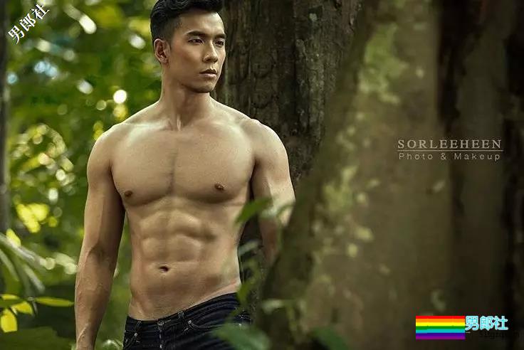 阴阳师男模被扒皮，喜好攀岩倒立，裆部贼抢眼！-51虹马