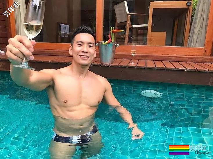 阴阳师男模被扒皮，喜好攀岩倒立，裆部贼抢眼！ - 51虹马