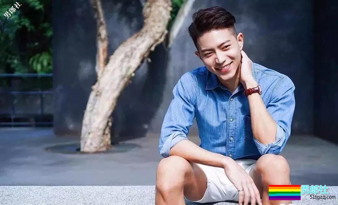 天菜男模浴照勾人，被摄影师疯狂邀约 - 51虹马