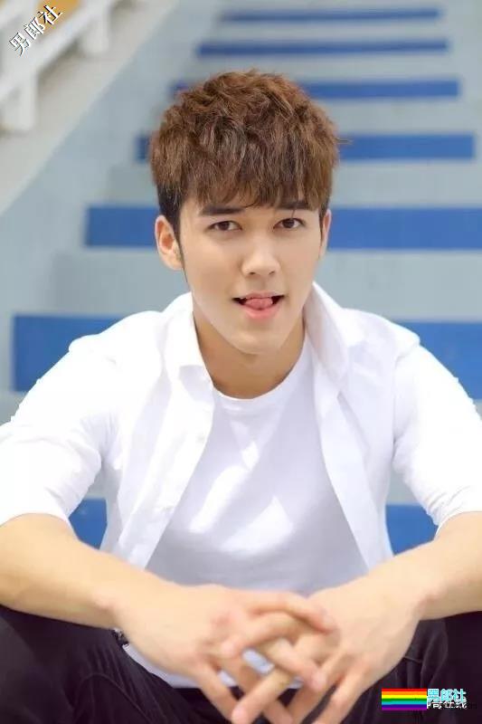 188阳光大男孩一枚，在这个冬天恋爱吧！－－海亮 - 51虹马