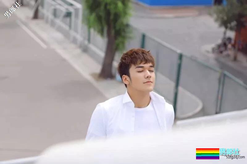 188阳光大男孩一枚，在这个冬天恋爱吧！－－海亮 - 51虹马