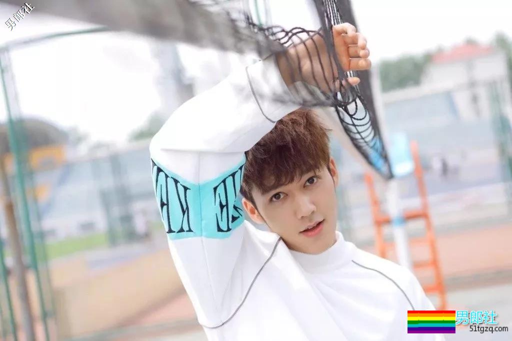 188阳光大男孩一枚，在这个冬天恋爱吧！－－海亮 - 51虹马