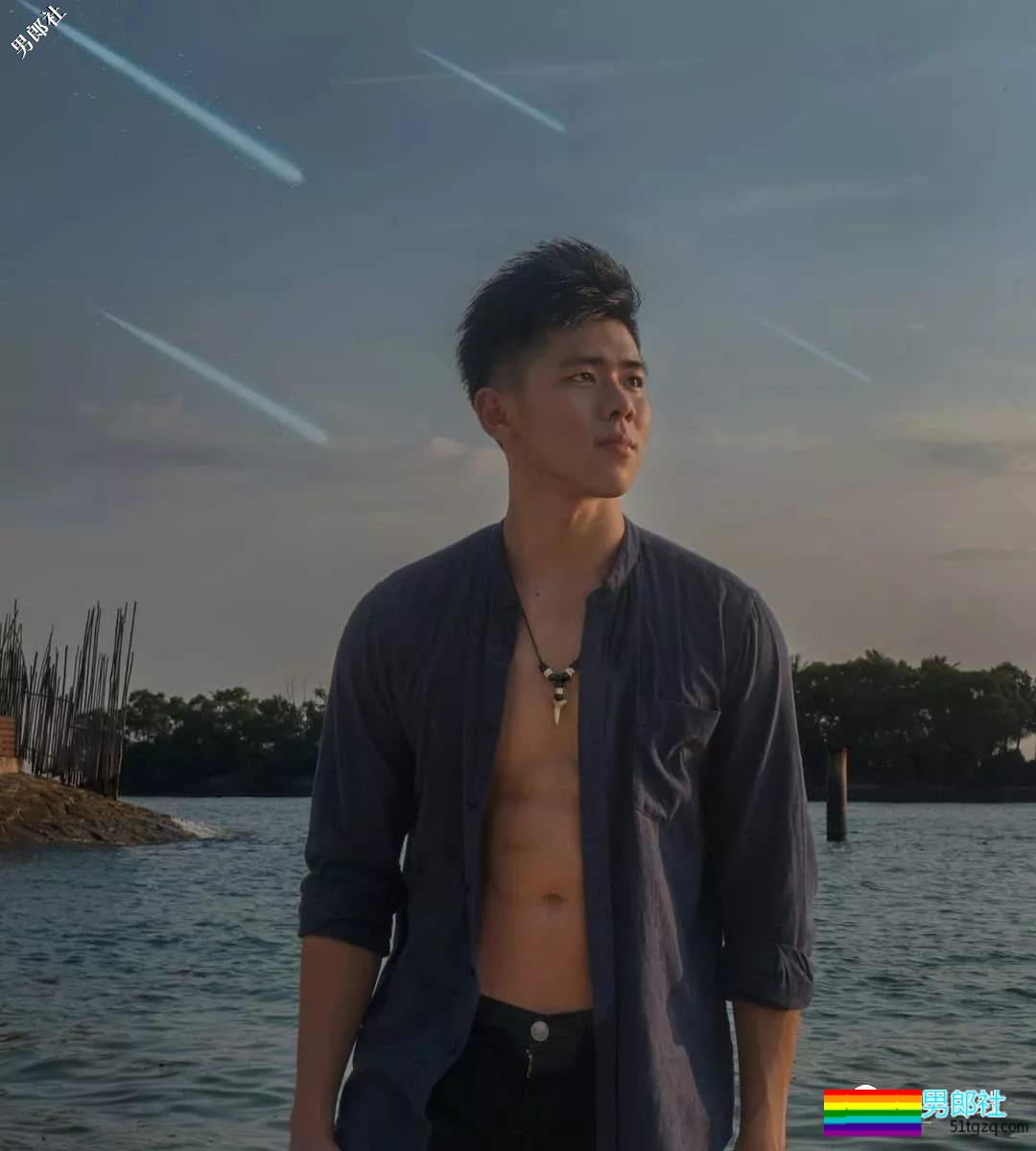 六块腹肌水球体育生帅哥，Man味十足还拍过泳池广告！ - 51虹马