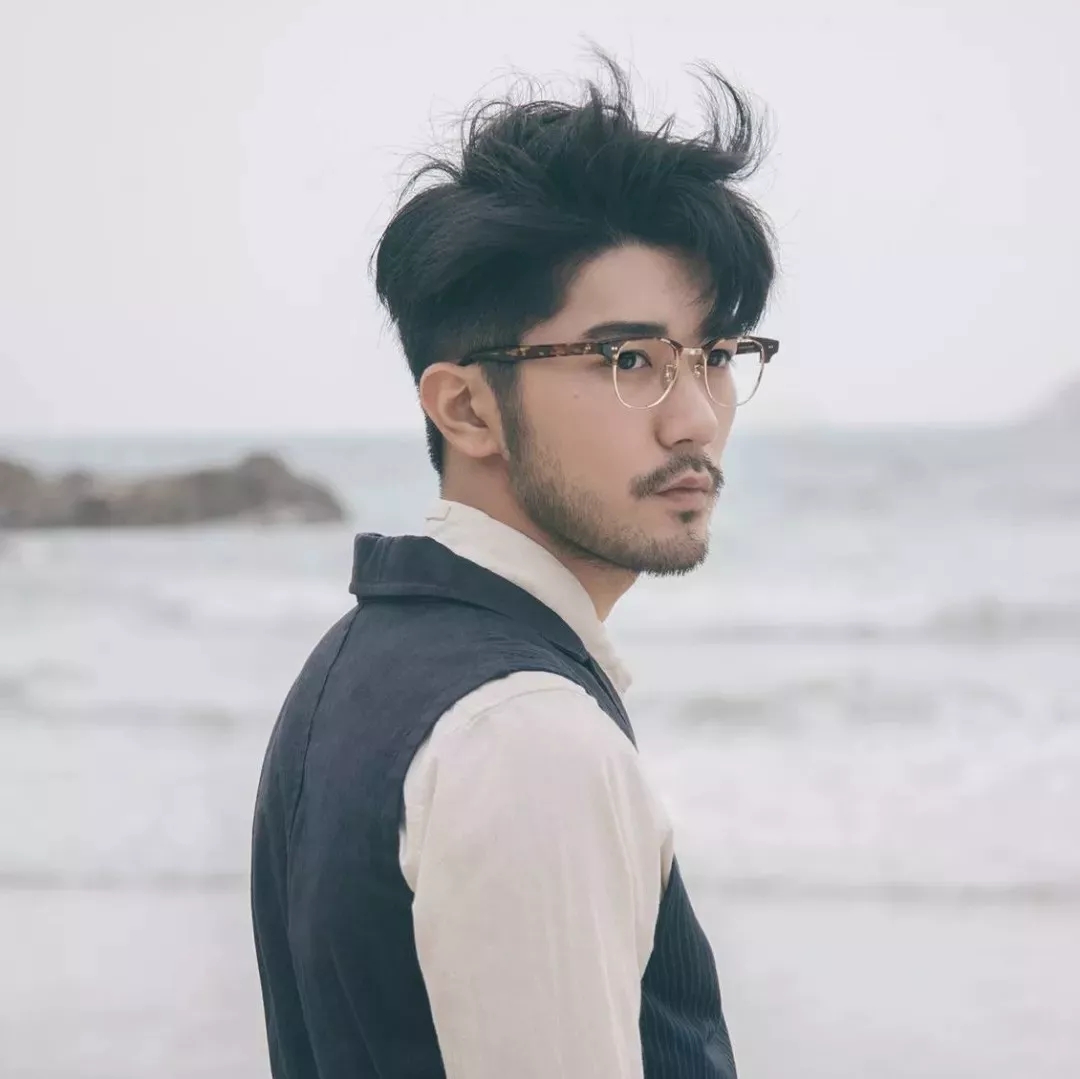 岛国公司当男模，我真的觉得他很帅!-51虹马