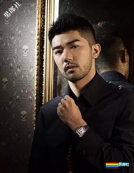 岛国公司当男模，我真的觉得他很帅! - 51虹马