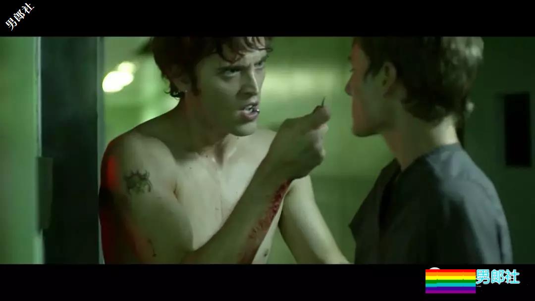 禁欲帅医生遇到霸王犯人攻，越狱后把小受带出来当压寨夫人 - 51虹马