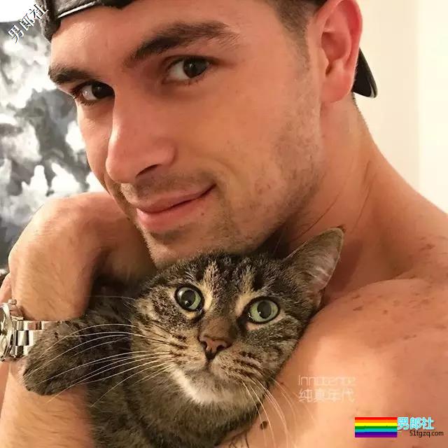 您两位有事吗？满屏都是肉肉肉肉肉肉肉肉 - 51虹马