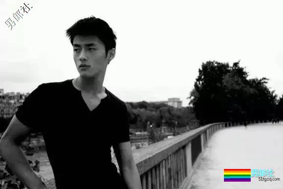 他是亚洲首席男模！曾被误认为被潜规则?! - 51虹马