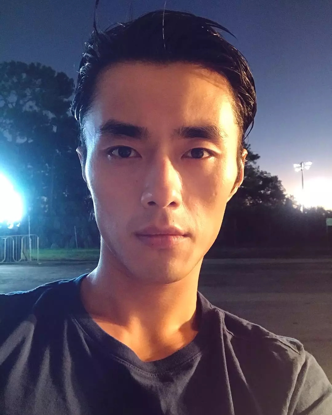 他是亚洲首席男模！曾被误认为被潜规则?! - 51虹马