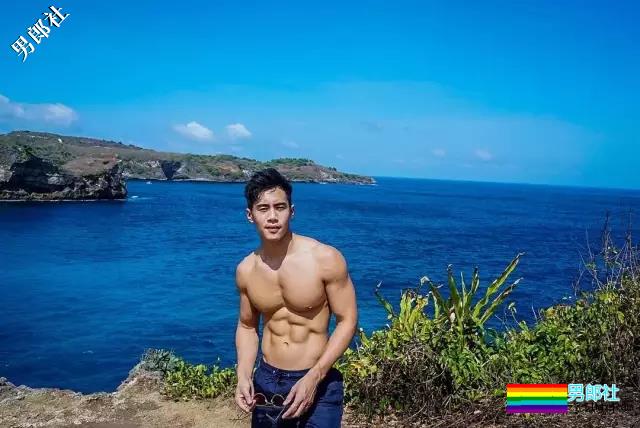 香港小鲜肉跑龙套也帅到爆，私底下这么放得开！ - 51虹马