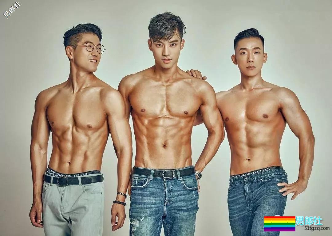 肌肉小狼狗八块腹肌太惹眼，长腿大胸肌的运动Boy！ - 51虹马