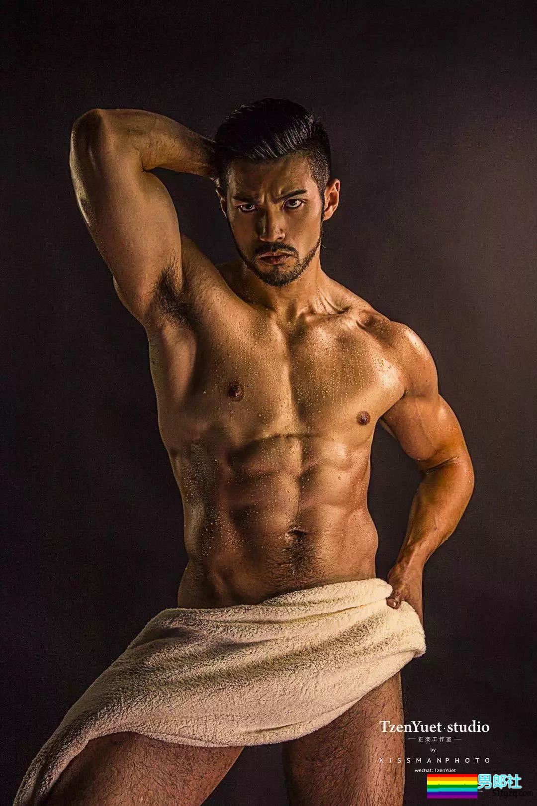 188CM健身达人酷似中西翔!完美肌肉青筋暴露! - 51虹马 188CM健身达人酷似中西翔!完美肌肉青筋暴露! - 51虹马