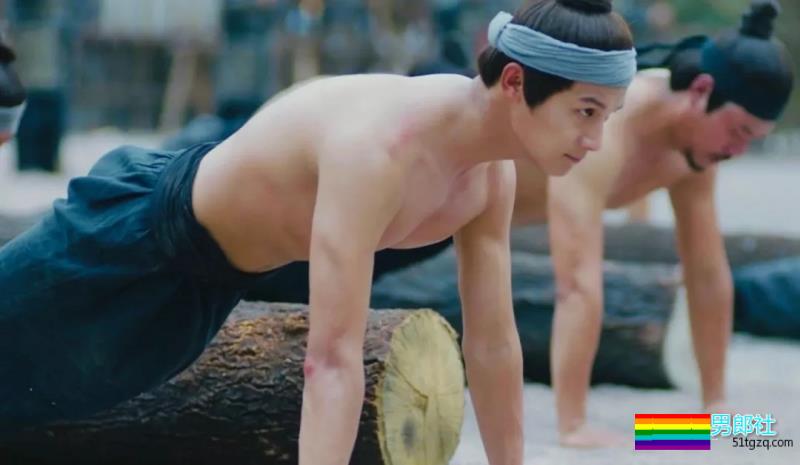 穿女装被疑整容，鲜肉演员沐浴戏遭验货！ - 51虹马