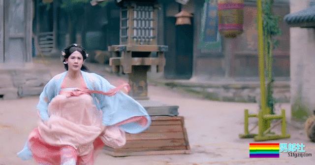 穿女装被疑整容，鲜肉演员沐浴戏遭验货！ - 51虹马