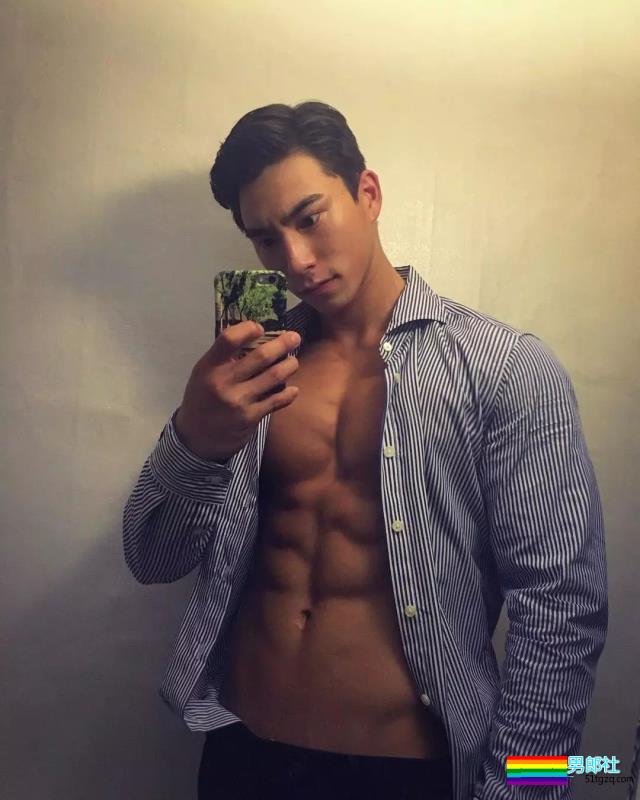 泡菜名媛被爆三温暖搞事，大块肌也逃不过做零？ - 51虹马