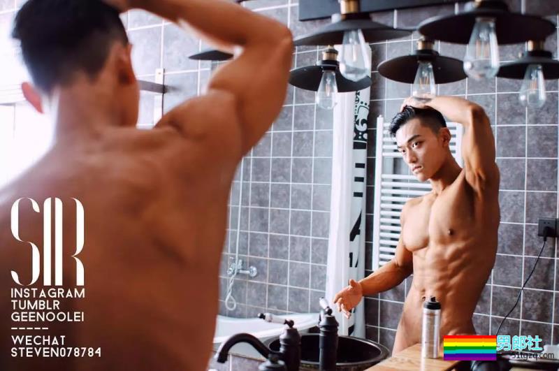 为健身私教抹油 他一脸享受很主动？！ - 51虹马