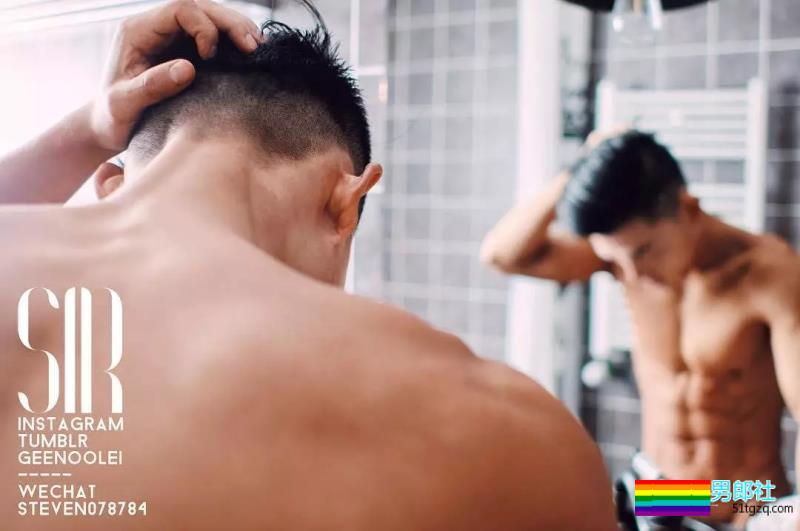 为健身私教抹油 他一脸享受很主动？！ - 51虹马