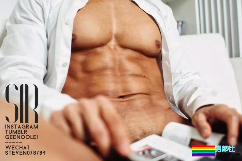 为健身私教抹油 他一脸享受很主动？！ - 51虹马