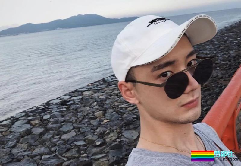 188CM长腿,超级帅的邻家体育生! - 51虹马