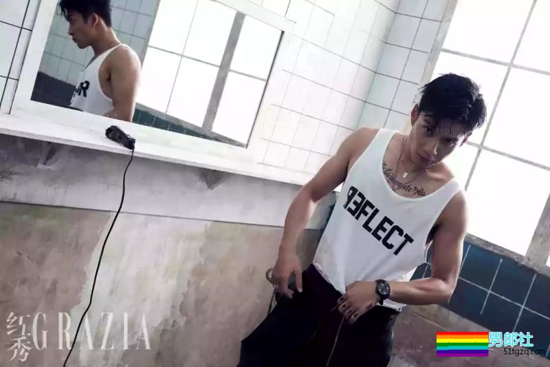 【明星写真】韩东君——浴室写真，又调皮了！-51虹马