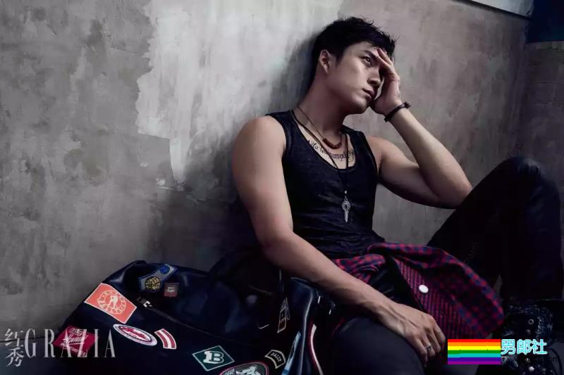 【明星写真】韩东君——浴室写真，又调皮了！ - 51虹马