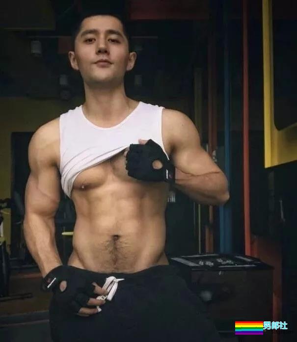 狼系体育生，用大胸肌挑战味蕾！-51虹马