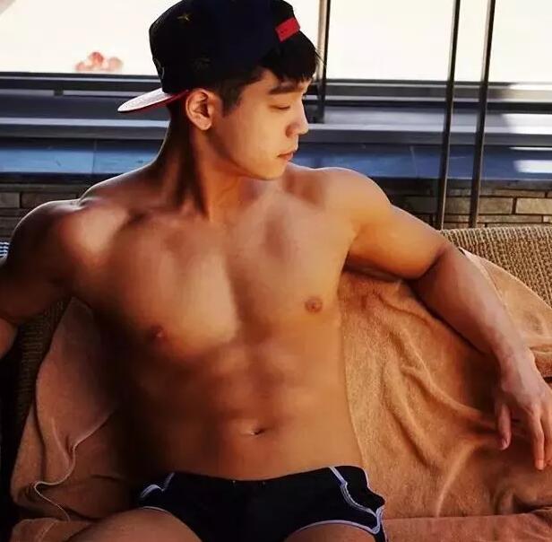 当直男为了Gay脱裤子,到底谁赢了-51虹马