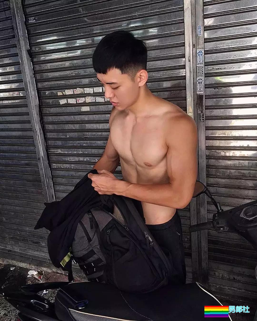 GAY在异地恋中，能走多远。 - 51虹马