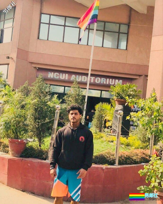 漫画《昨日的美食》真人化,西岛秀俊和内野圣阳演夫夫;印度变性男子在健美赛上摘银 - 51虹马 漫画《昨日的美食》真人化,西岛秀俊和内野圣阳演夫夫;印度变性男子在健美赛上摘银 - 51虹马