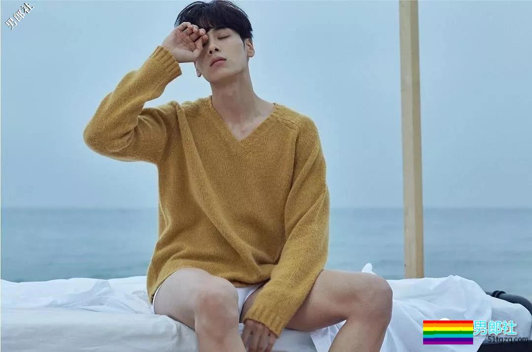 长腿肌肉帅哥海边秀身材惊艳网络，理想男友小狼狗劲瘦结实又帅气！ - 51虹马