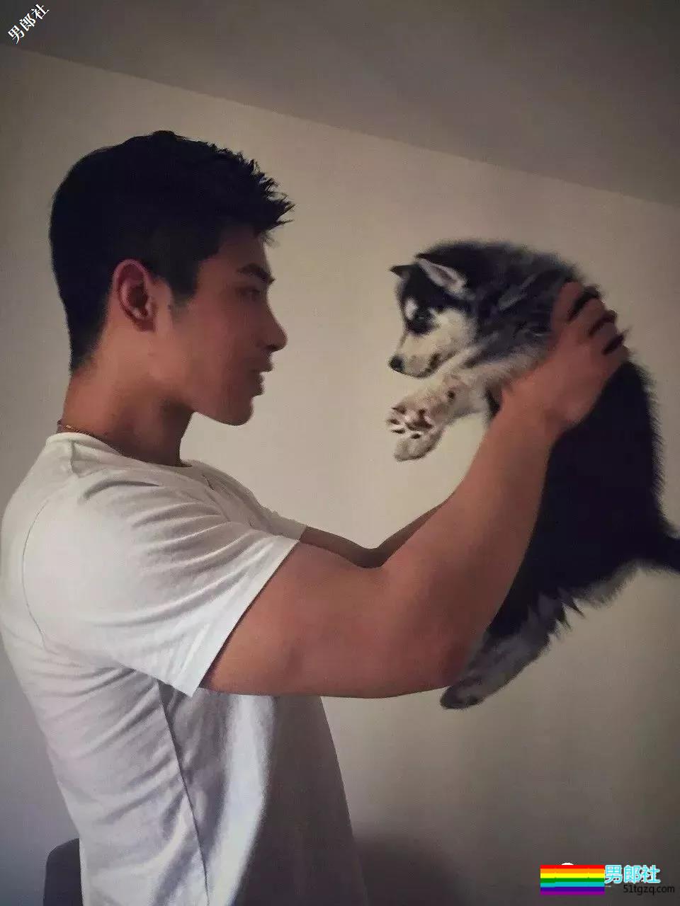 某健身极品肌肉教练又发撩人石更照！百看不厌的直男小哥荷尔蒙爆发！ - 51虹马