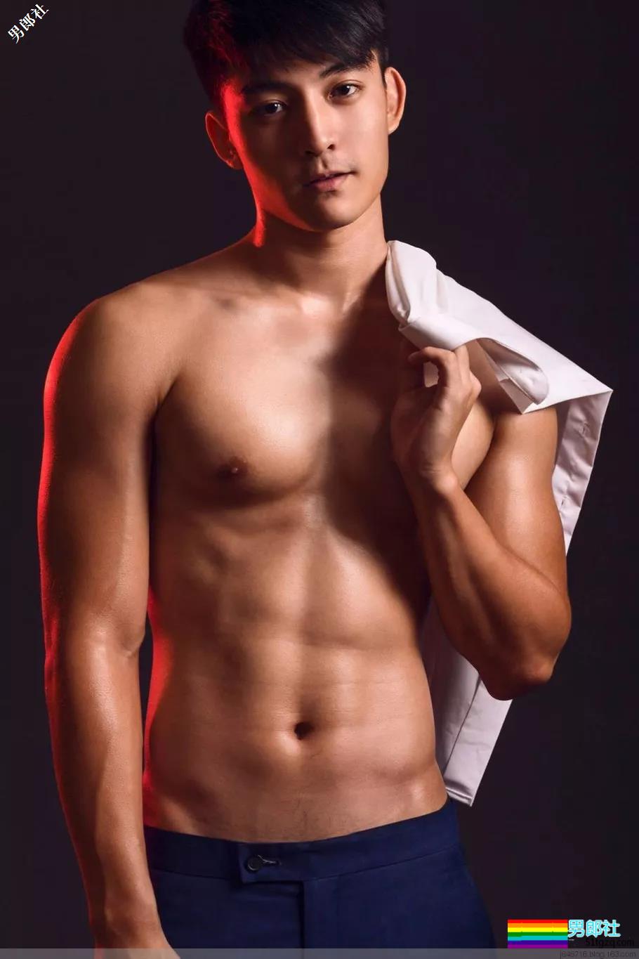 肌肉熟男大长腿抢镜...还有宝岛大学校草级小鲜肉！-51虹马