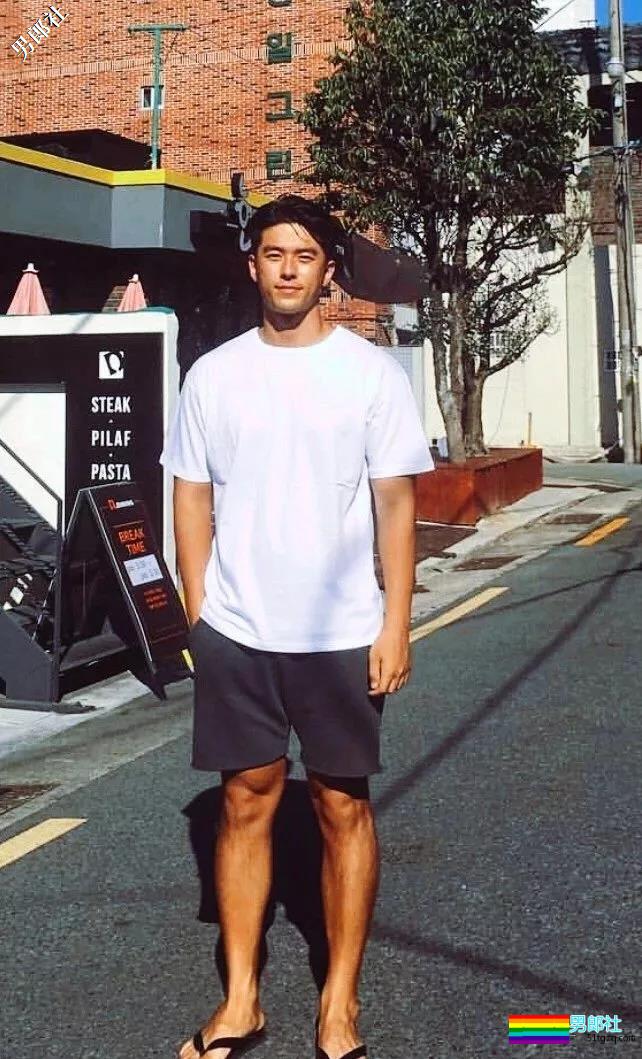 肌肉熟男大长腿抢镜...还有宝岛大学校草级小鲜肉！ - 51虹马