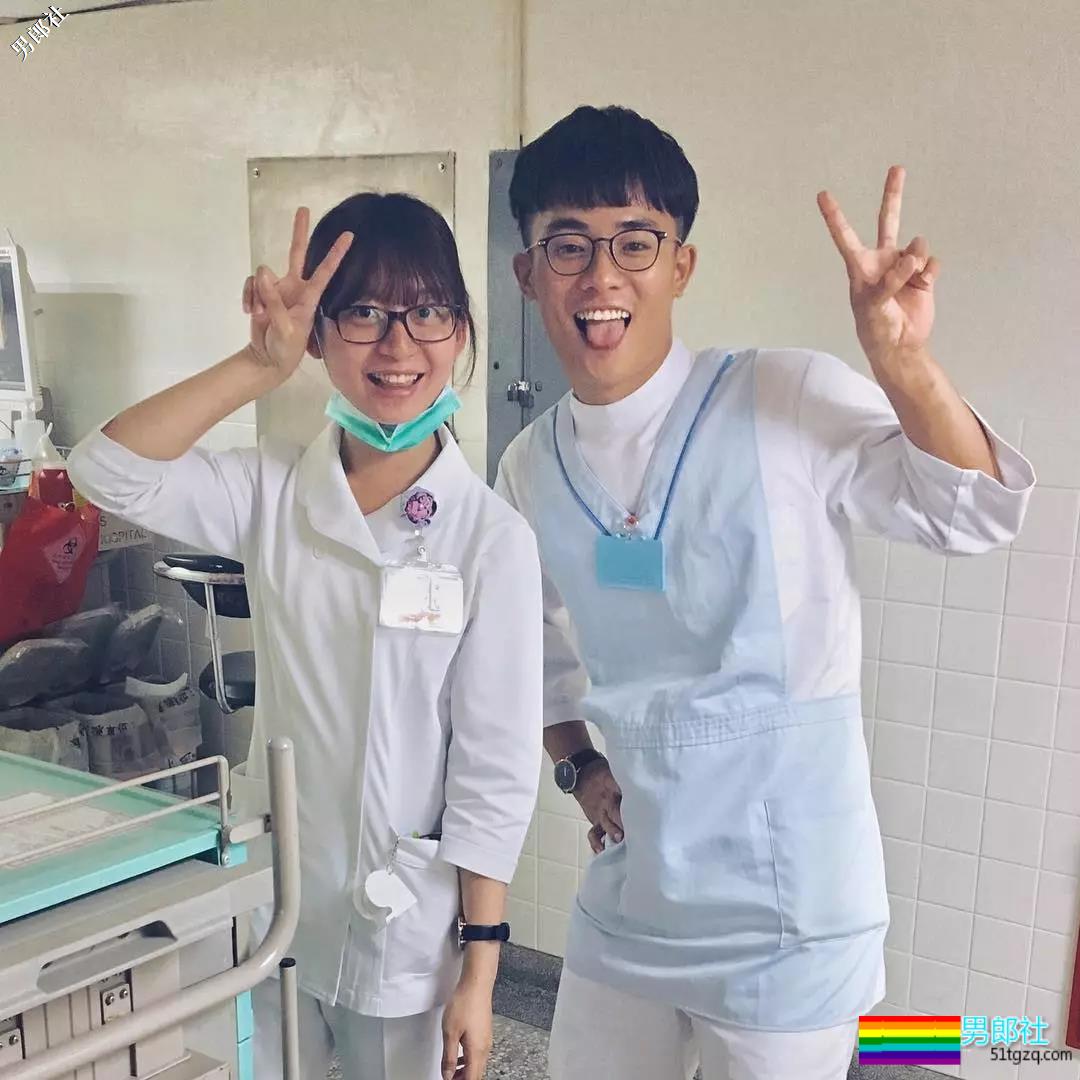 读护理的大学男生,不仅超帅还有肌肉身材 - 51虹马