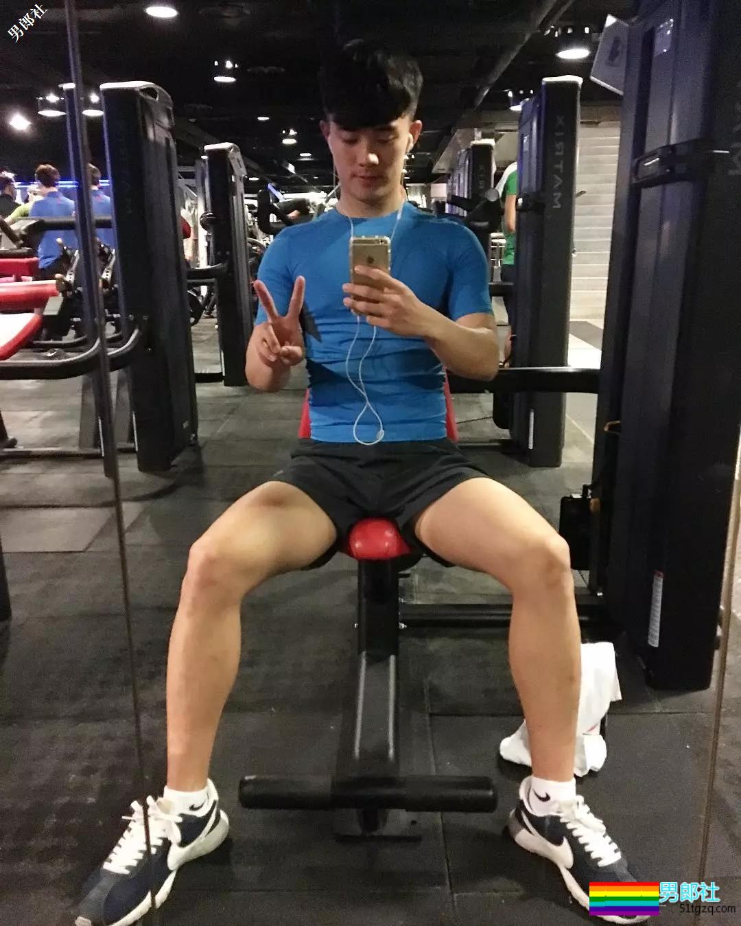 读护理的大学男生,不仅超帅还有肌肉身材 - 51虹马