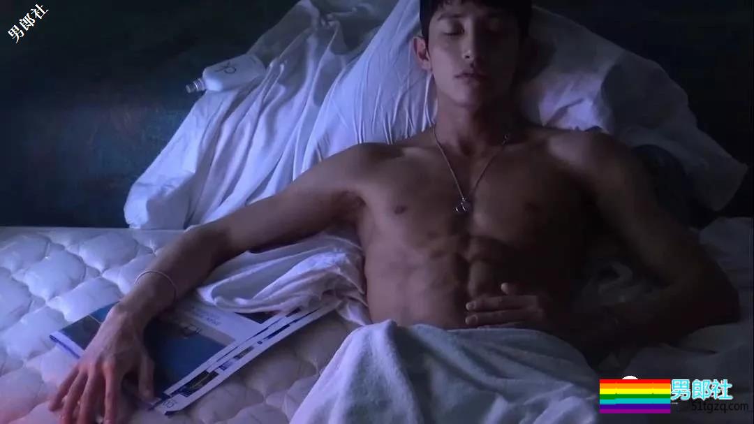 神颜长腿男模正装制服+巧克力腹肌,多看几眼会留鼻血!-51虹马