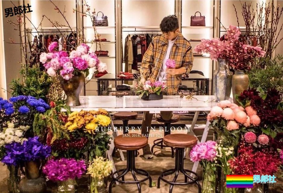 颜值很能打的小奶狗,精瘦六块腹肌迷倒多少汉纸? - 51虹马 颜值很能打的小奶狗,精瘦六块腹肌迷倒多少汉纸? - 51虹马