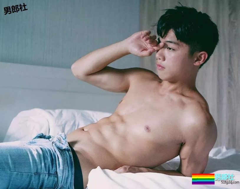 颜值很能打的小奶狗,精瘦六块腹肌迷倒多少汉纸? - 51虹马 颜值很能打的小奶狗,精瘦六块腹肌迷倒多少汉纸? - 51虹马