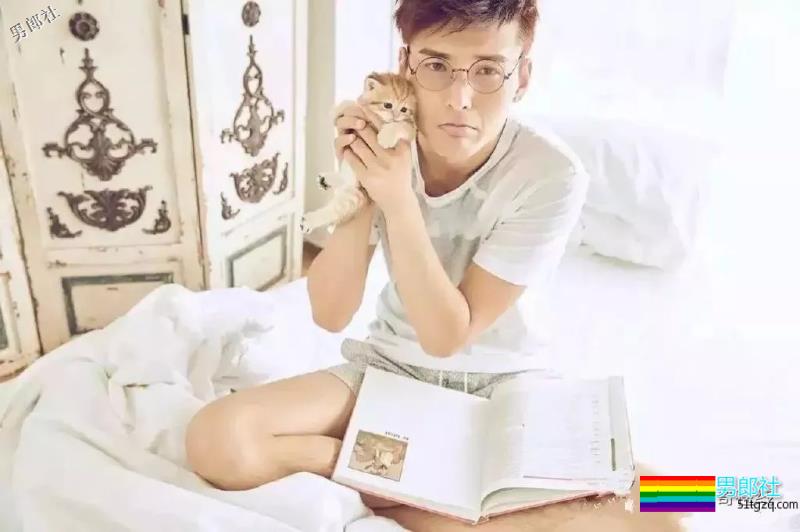 身高190腿长230，超帅鲜肌小狼狗欧巴，让我整个心都在荡漾了！！ - 51虹马