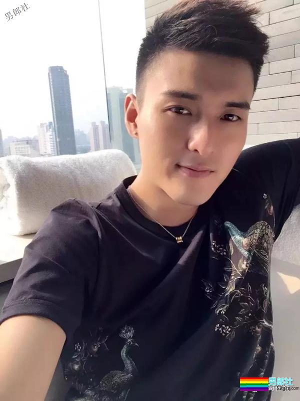 身高190腿长230,超帅鲜肌小狼狗欧巴,让我整个心都在荡漾了!! - 51虹马 身高190腿长230,超帅鲜肌小狼狗欧巴,让我整个心都在荡漾了!! - 51虹马