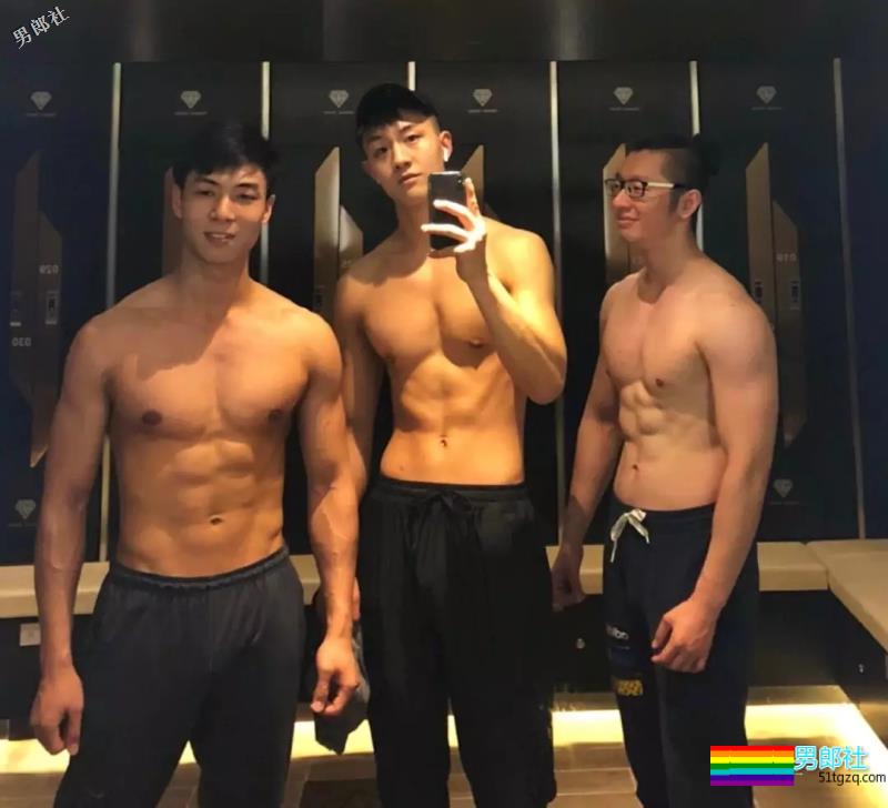 188cm大长腿重庆帅哥，衣服一脱我就想和他做朋友！ - 51虹马