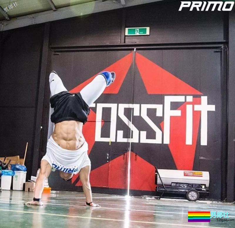 天菜帅体育生，选哪个做你的1？ - 51虹马