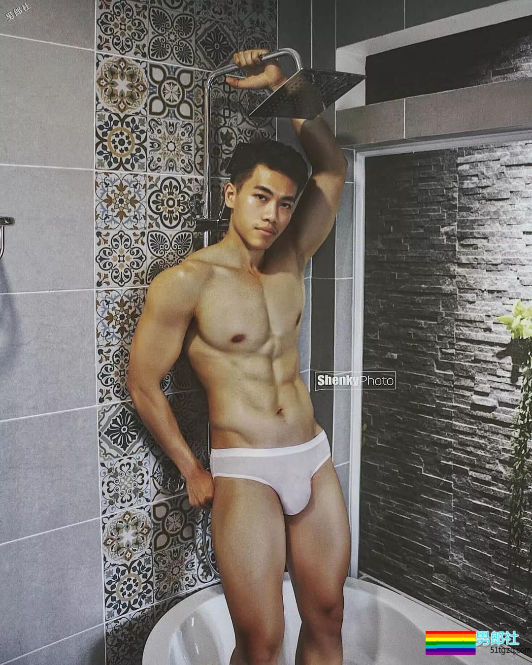 颜高活好条儿顺，看得我都忍不住摸了一下屏幕！ - 51虹马