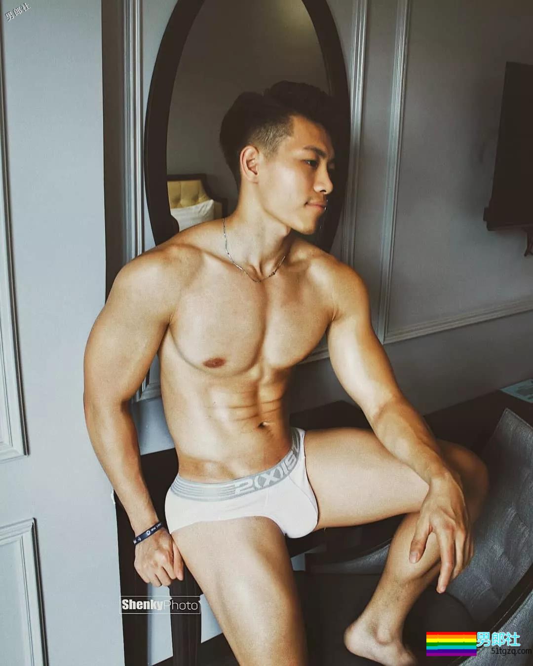 颜高活好条儿顺，看得我都忍不住摸了一下屏幕！ - 51虹马