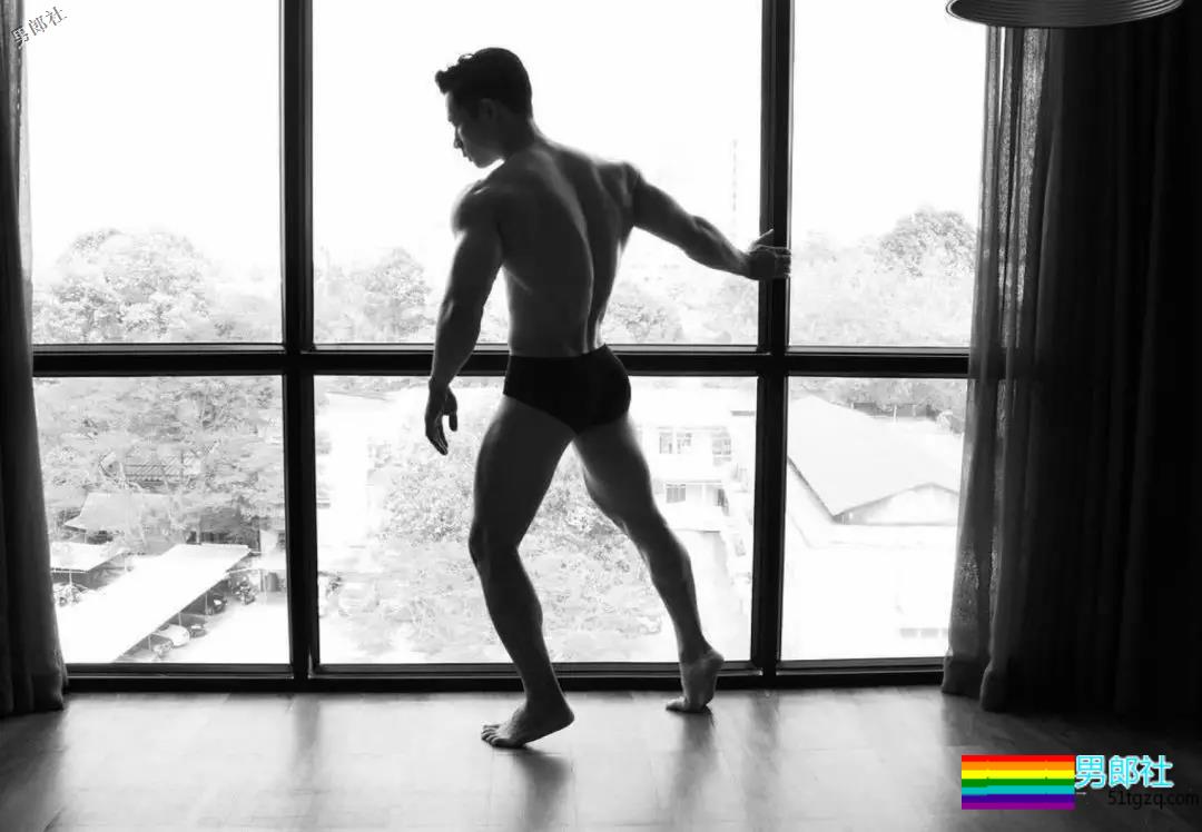 颜高活好条儿顺，看得我都忍不住摸了一下屏幕！ - 51虹马